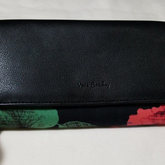 Vera Bradley wallet - Picture 4 of 8